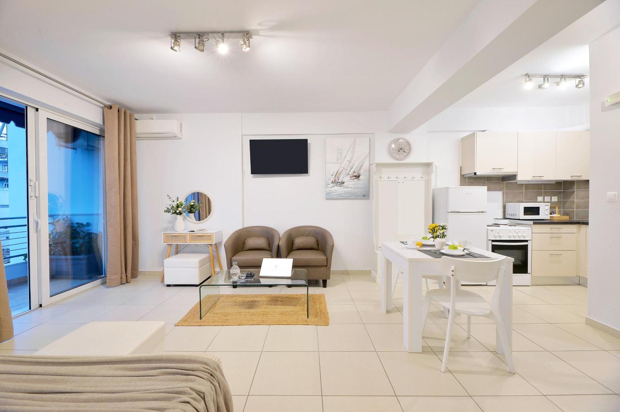 Alekos Apartments 1 Νetflix Athena Ruang foto